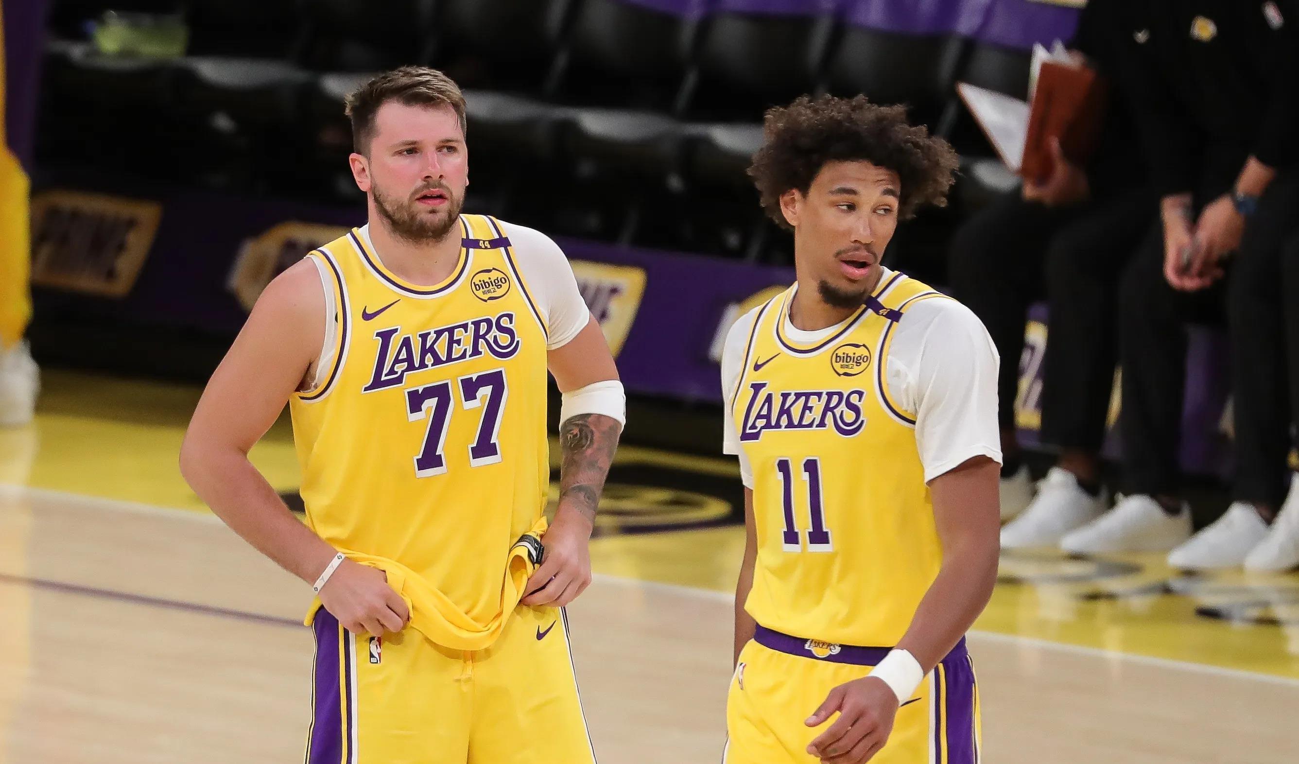 转折点洛杉矶湖人防线松动；荷甲冲刺阶段攻防权衡；压力陡增；赛季目标并未改变的简单介绍-爱游戏下载