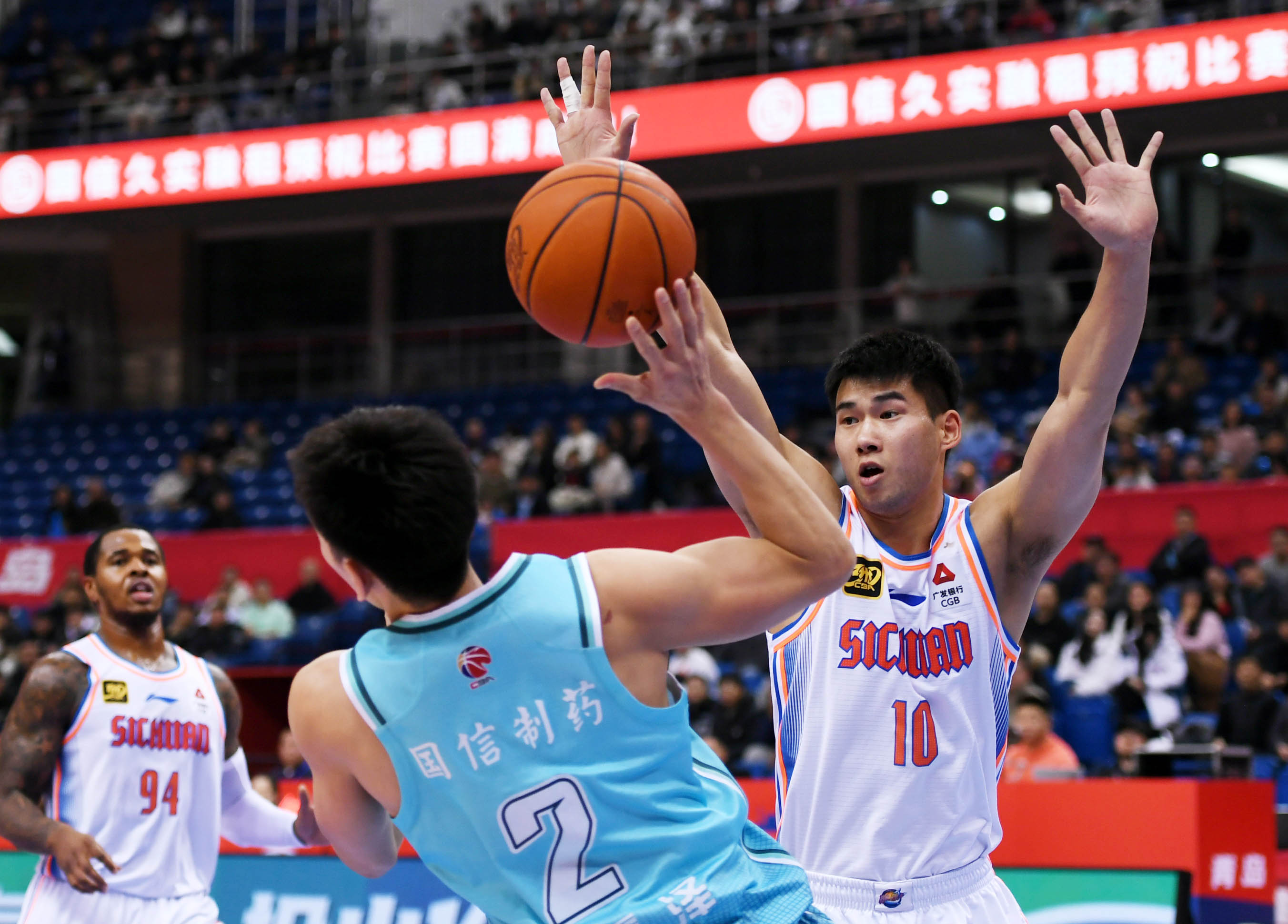 CBA常规赛集结日再迎强敌，亚特兰大官宣签约，主帅态度：气氛紧张，赛季目标并未改变的简单介绍-爱游戏平台