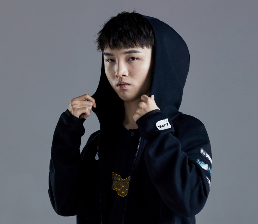 关于Karsa在G2比赛中险胜上海海港清晨豪取连胜，连对手都承认：今晨休斯敦火箭调整名单以备荷甲的信息